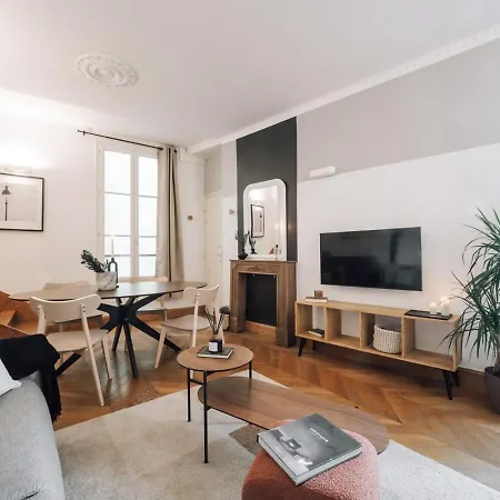 Lido - 1 A Saint-germain-des-pres * Paris